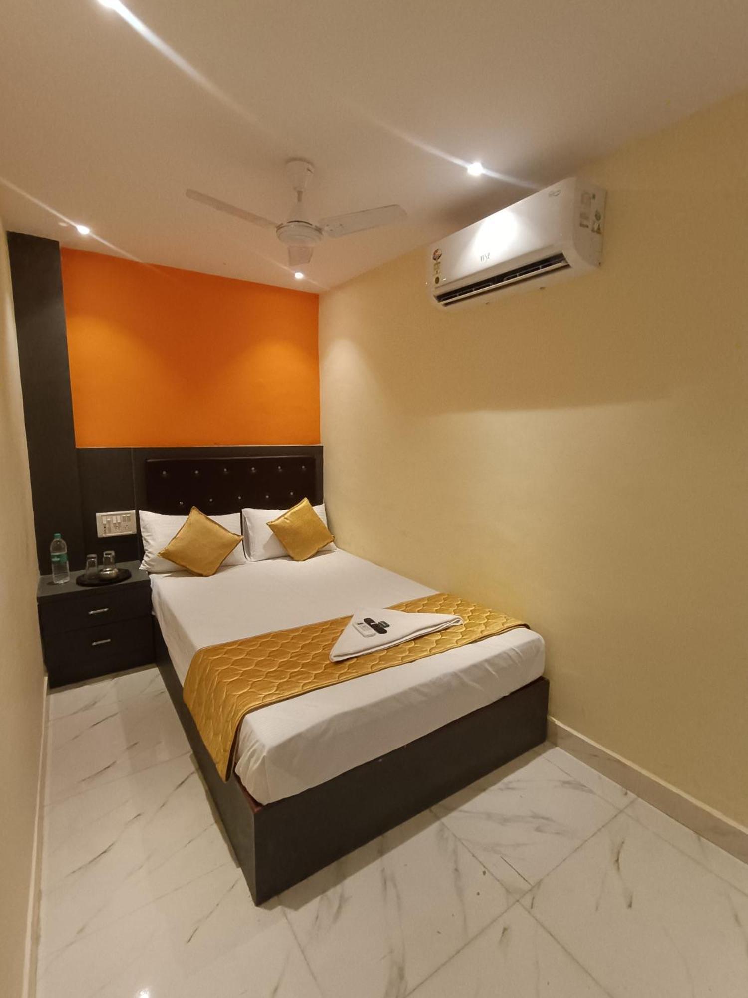 Hotel Powai Residency Bombaim Exterior foto