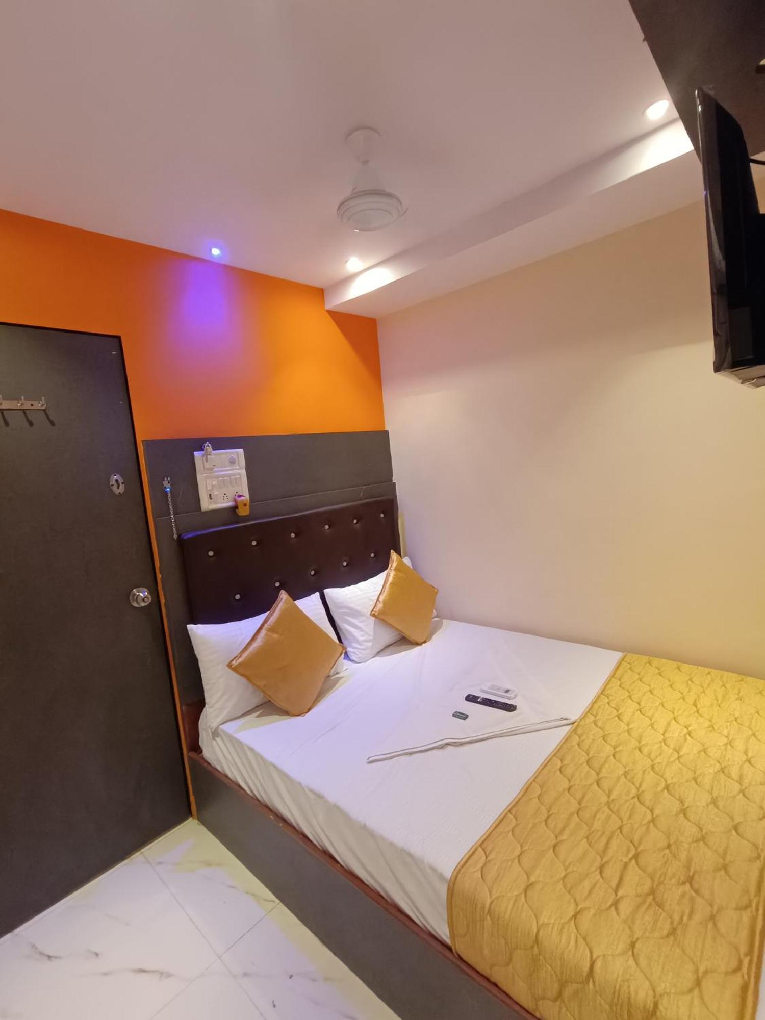Hotel Powai Residency Bombaim Exterior foto